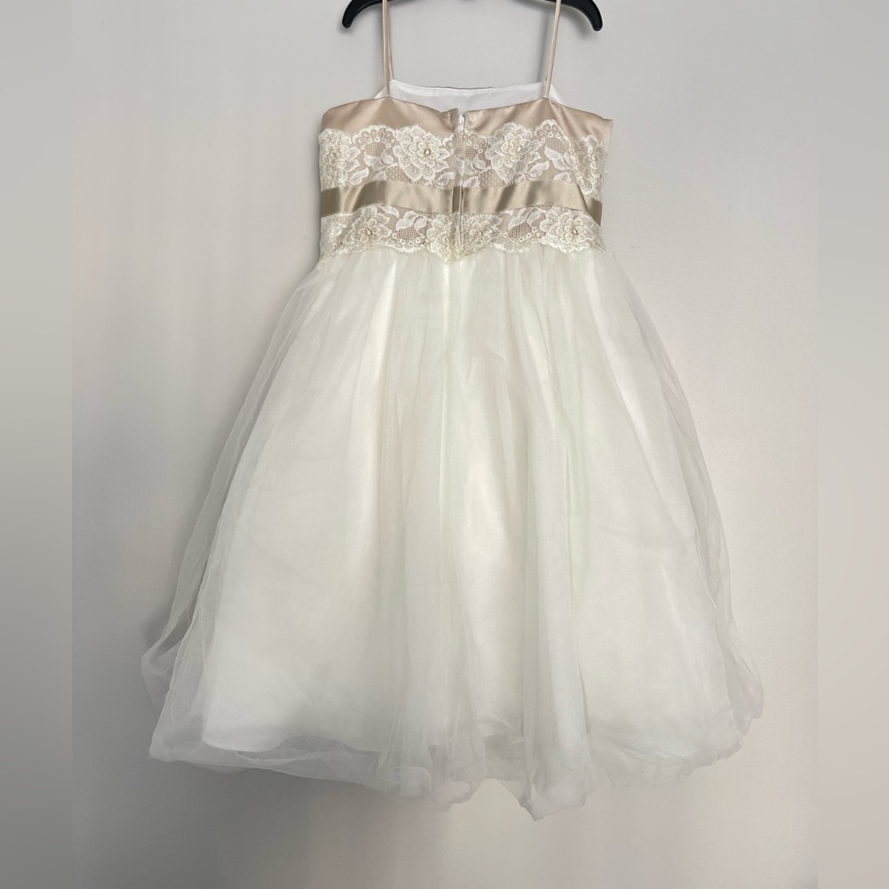 David’s Bridal Kids Strap Satin Formal Dress Size 3 - Picture 3 of 11